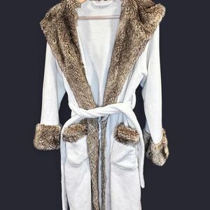 Pottery Barb Faux Brown Fur Cozy Luxury Ombre Robe